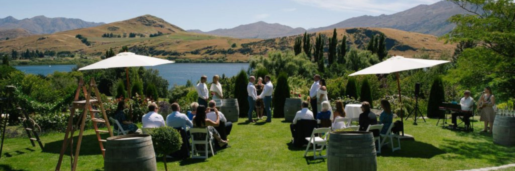Anna Van Riel Nook Rd Productions Wanaka Wedding Singer And Entertainer